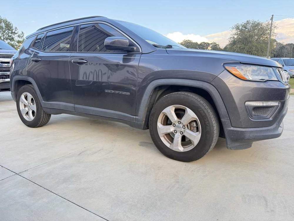 2018 Jeep Compass Latitude - photo