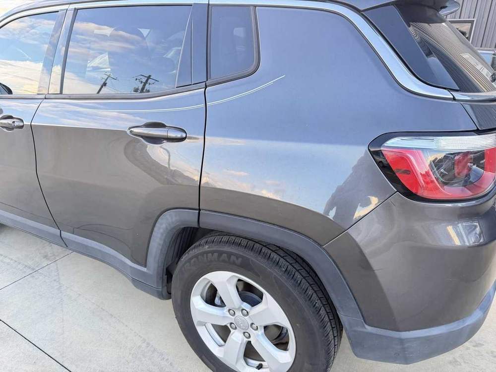 2018 Jeep Compass Latitude - photo